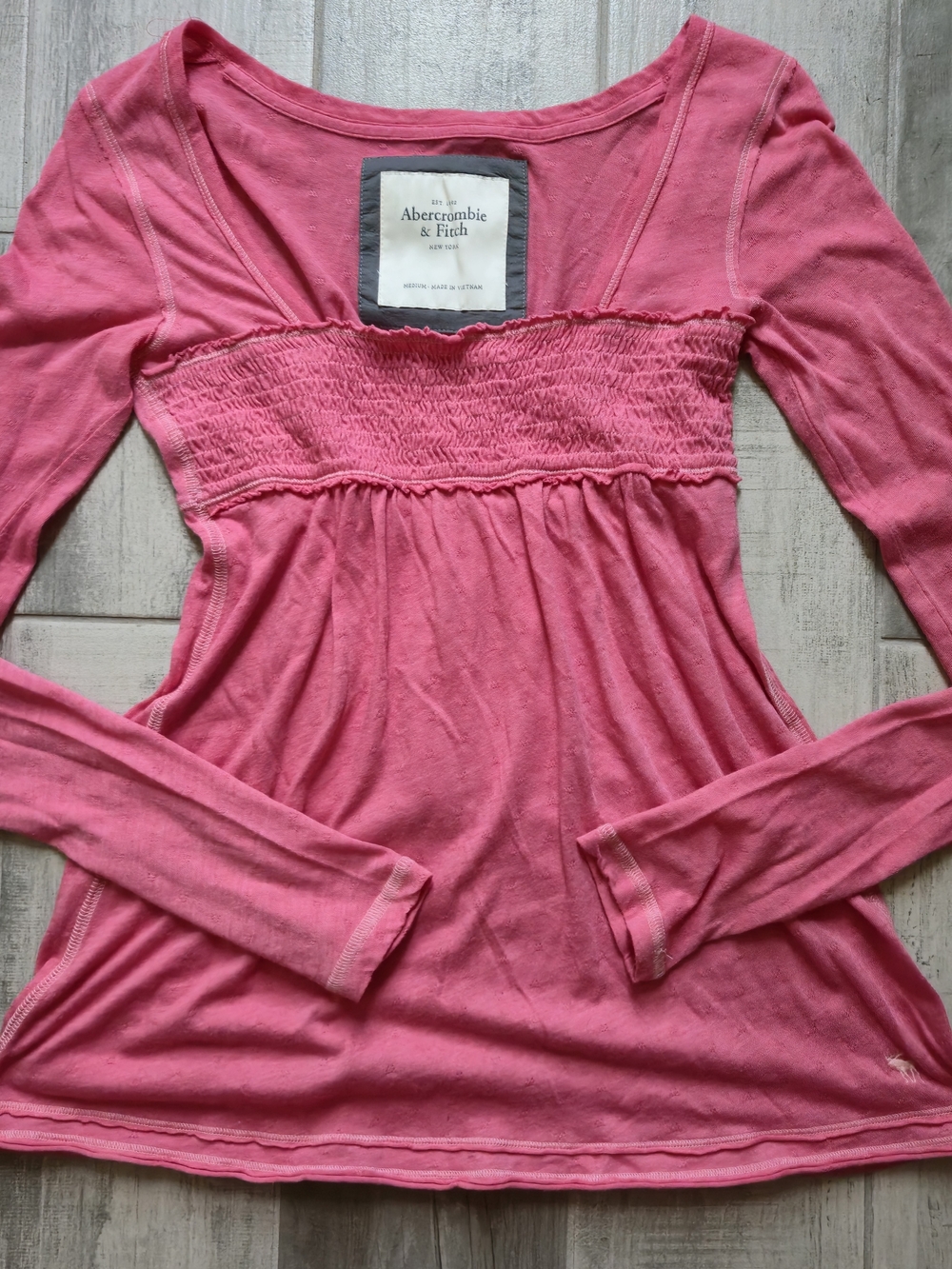 VINTAGE HOLY GRAIL Abercrombie & Fitch Hot Pink Smocked Babydoll Long Sleeve